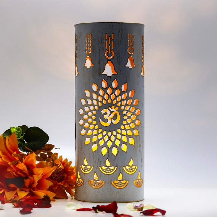 Metokraft Premium Quality Hand-made Iron Candle Hurricane Holders to Decorate your Home with Elegance