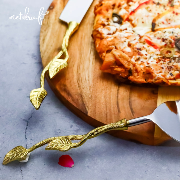 'Twin Gold Leaf' Cake Server Set of 2 (Gold)